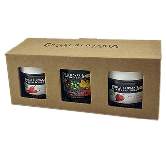 Eingelegter Carolina Reaper und 2x zerkleinerte getrocknete Chilischoten